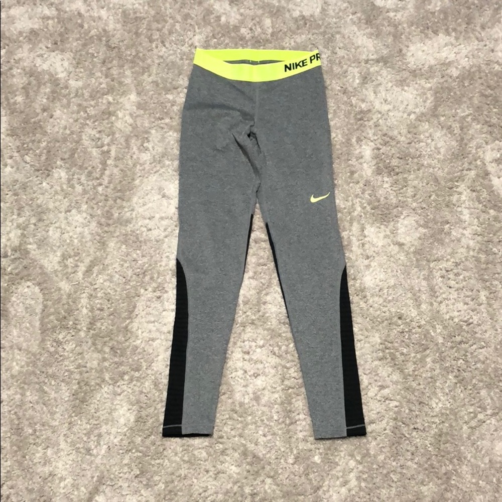 Nike leggings
